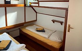 Hotelboot Zwaan